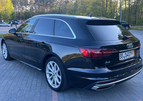 Audi A4 cena 139900 przebieg: 122900, rok produkcji 2020 z Góra małe 781